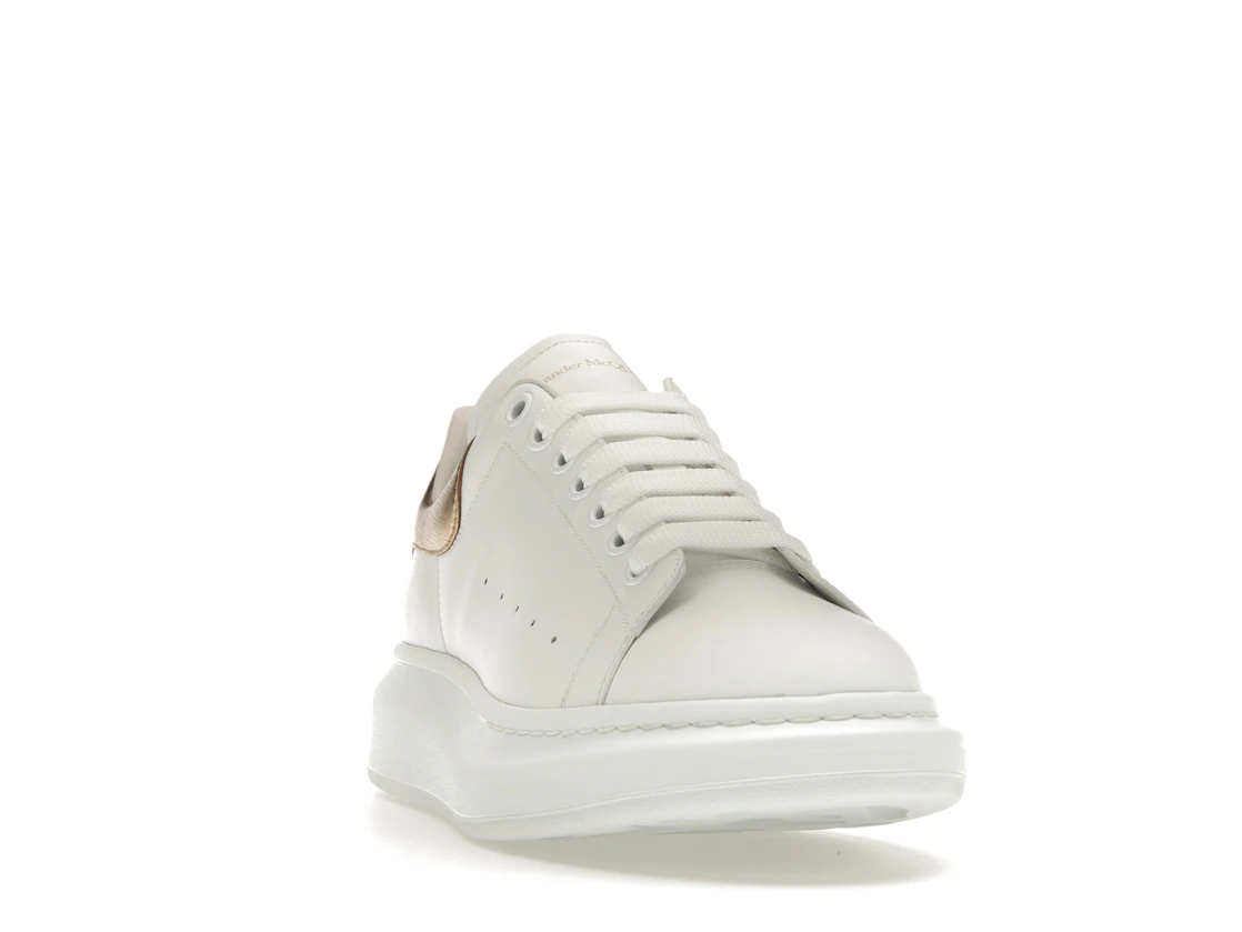 Vue 8 de Alexander McQueen Oversized Light Gold