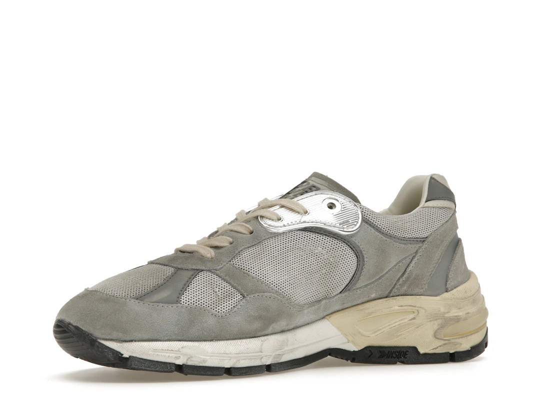 Vue 16 de Golden Goose Running Dad Grey