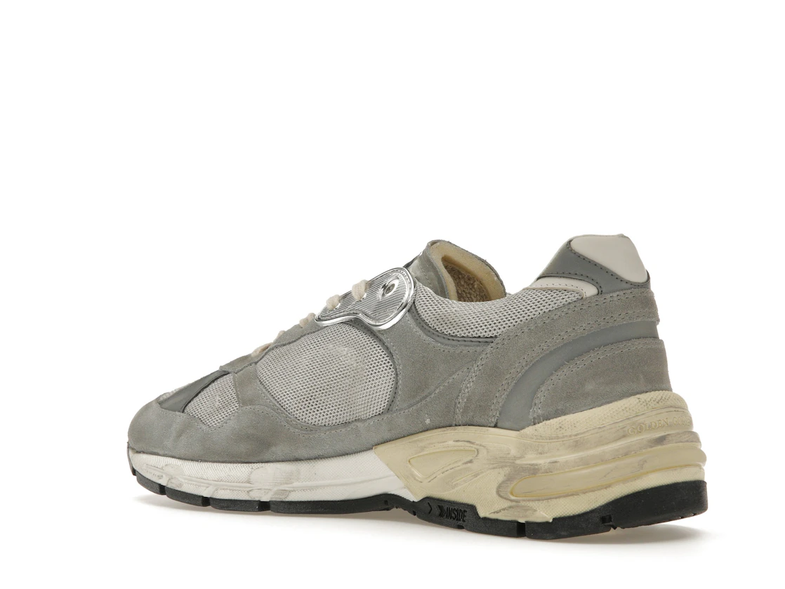 Vue 23 de Golden Goose Running Dad Grey
