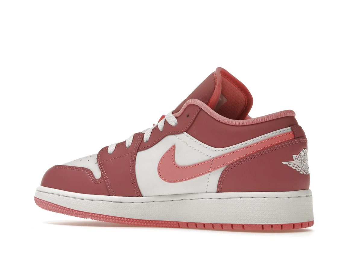 Vue 22 de Jordan 1 Low Desert Berry (GS)