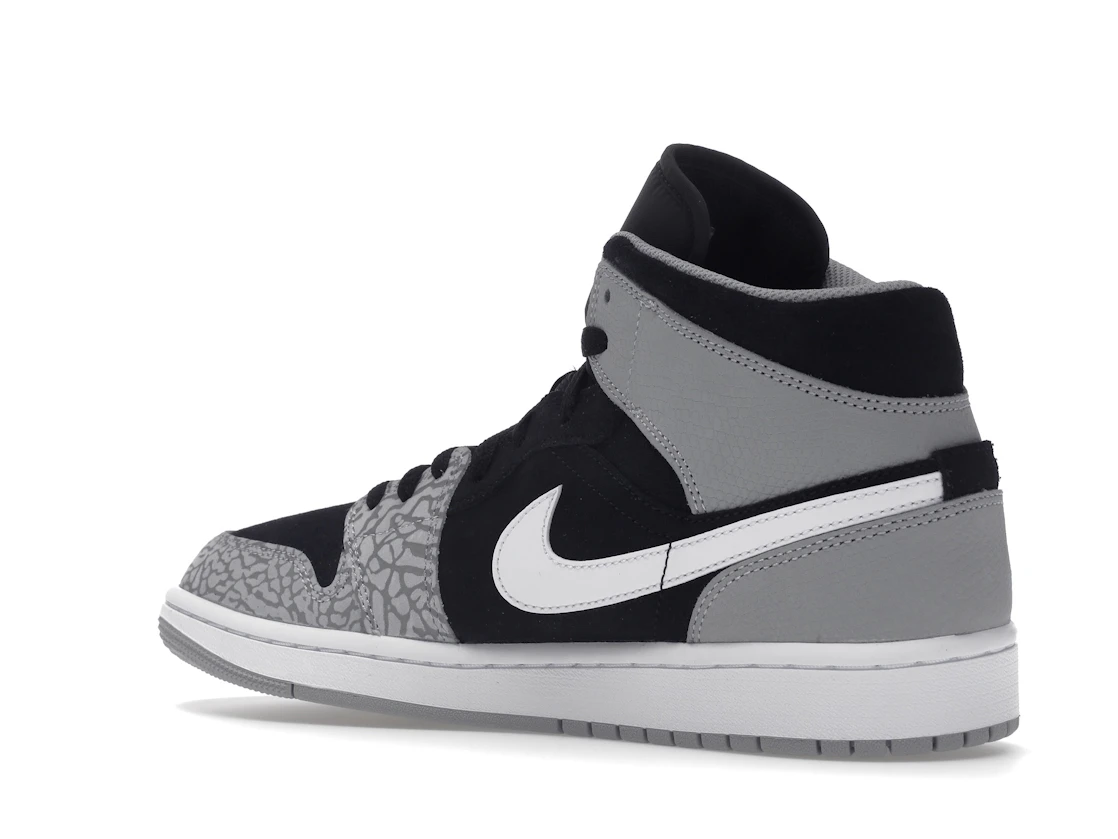 Vue 23 de Jordan 1 Mid SE Elephant Print