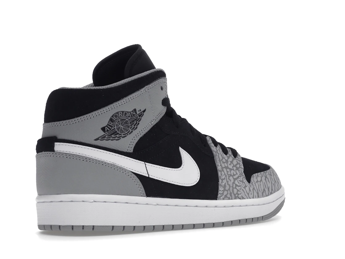 Vue 33 de Jordan 1 Mid SE Elephant Print