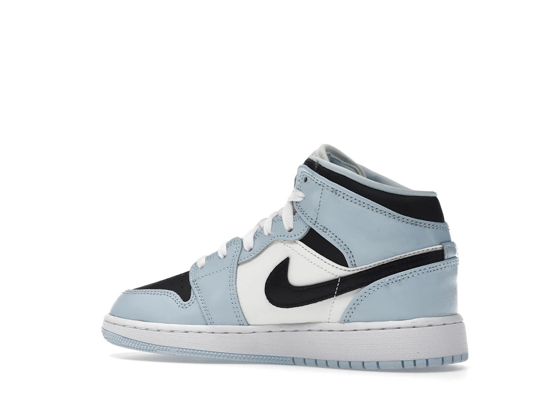 Vue 22 de Jordan 1 Mid Ice Blue (2022) (GS)