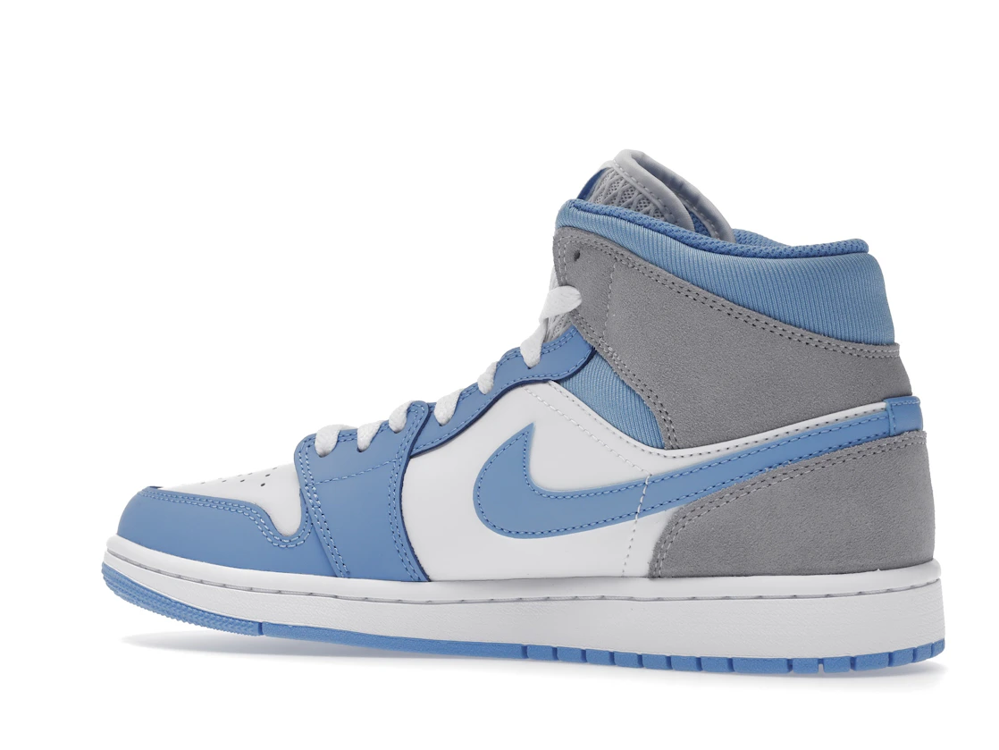 Vue 22 de Jordan 1 Mid University Blue Grey