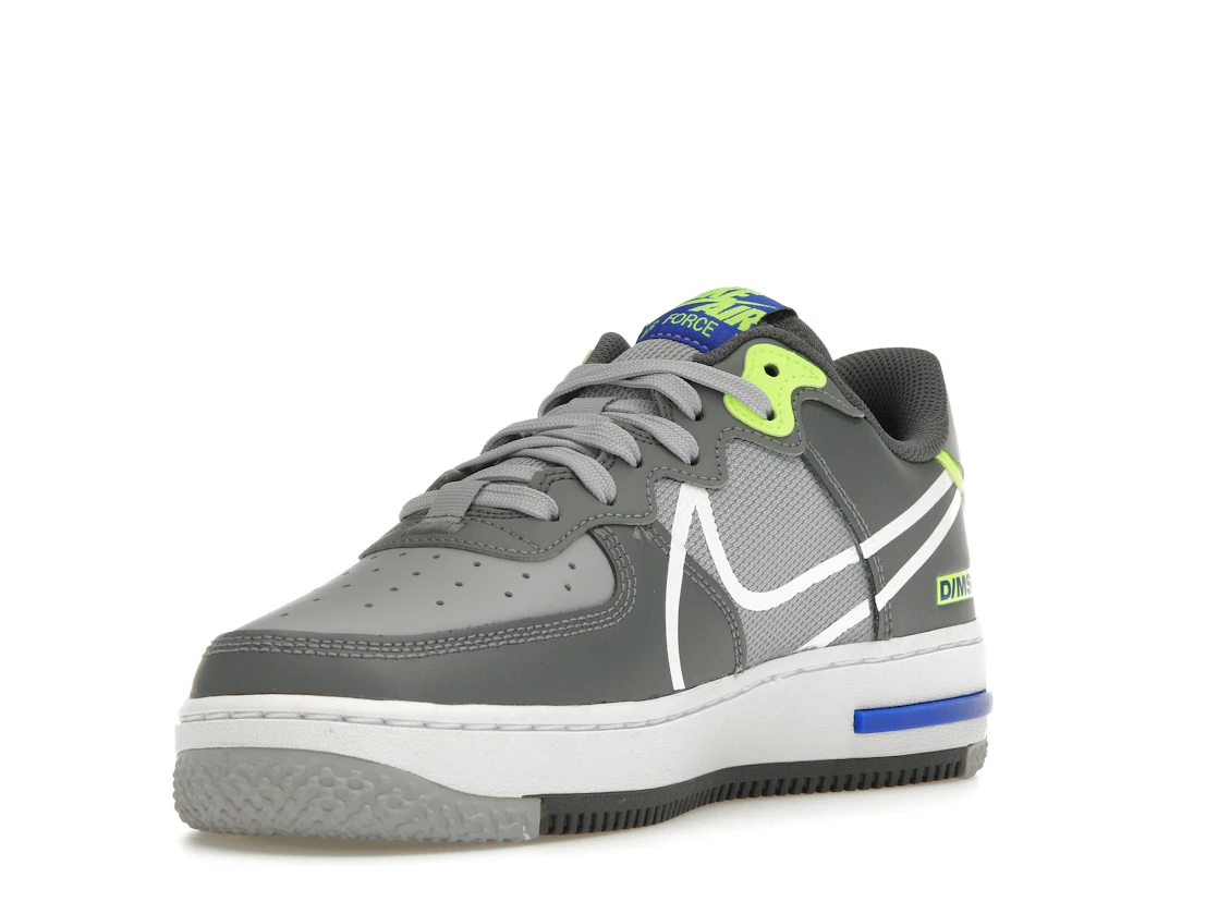 Vue 14 de Nike Air Force 1 React Wolf Grey
