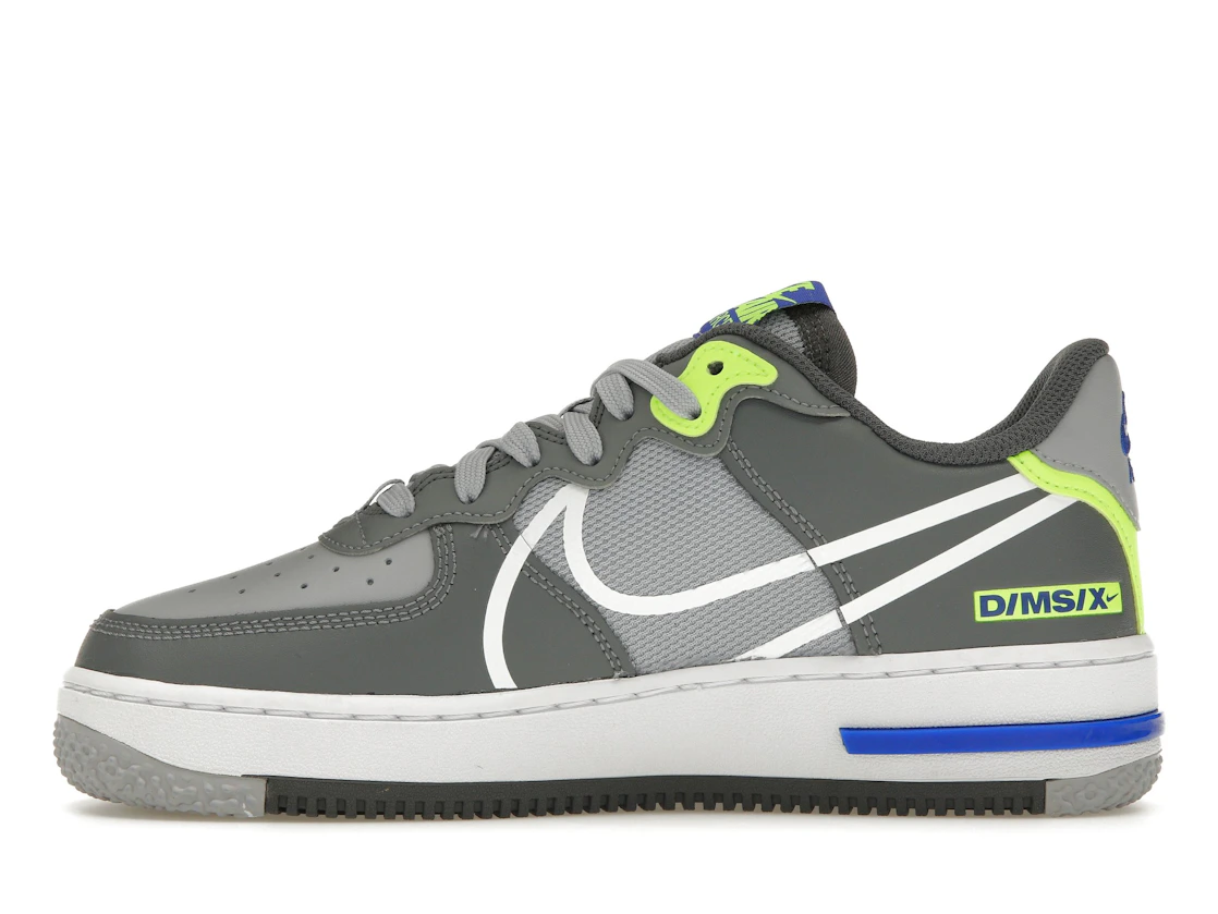 Vue 19 de Nike Air Force 1 React Wolf Grey