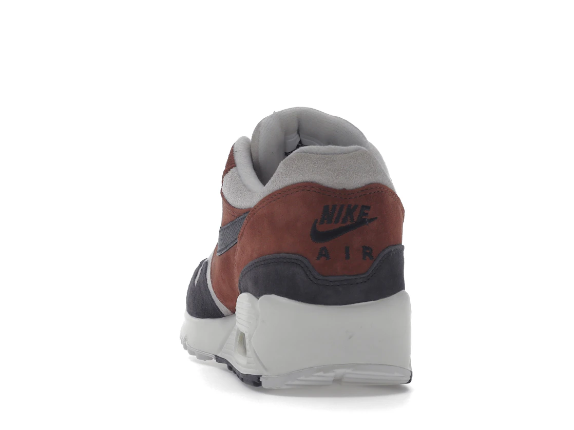 Vue 27 de Nike Air Max 90/1 Red Sepia Oil Grey 