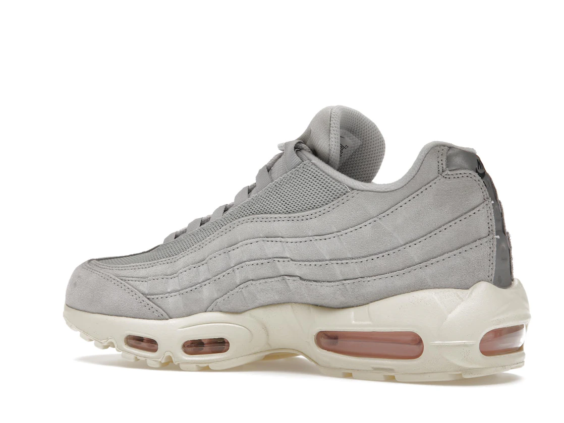 Vue 22 de Nike Air Max 95 Grey Fog Pink Foam