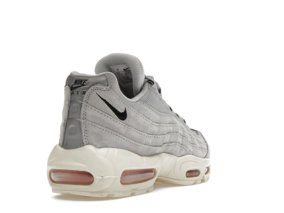 Vue 31 de Nike Air Max 95 Grey Fog Pink Foam